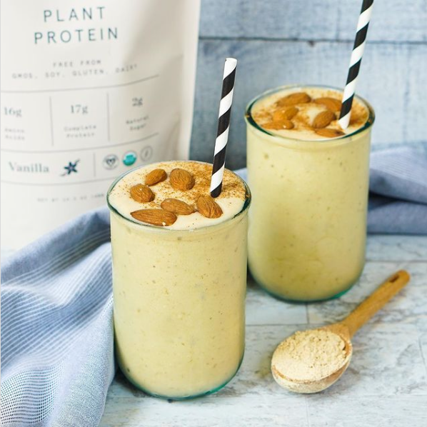 Vanilla-Almond Joy Smoothie